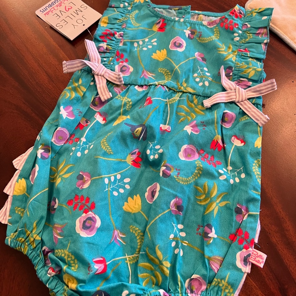 Ruffle Butts size 24 months girls bubble romper NWT